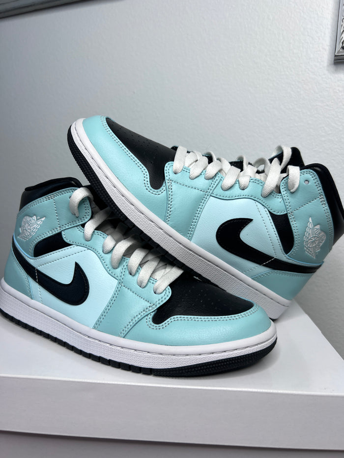AIR JORDAN 1 MID