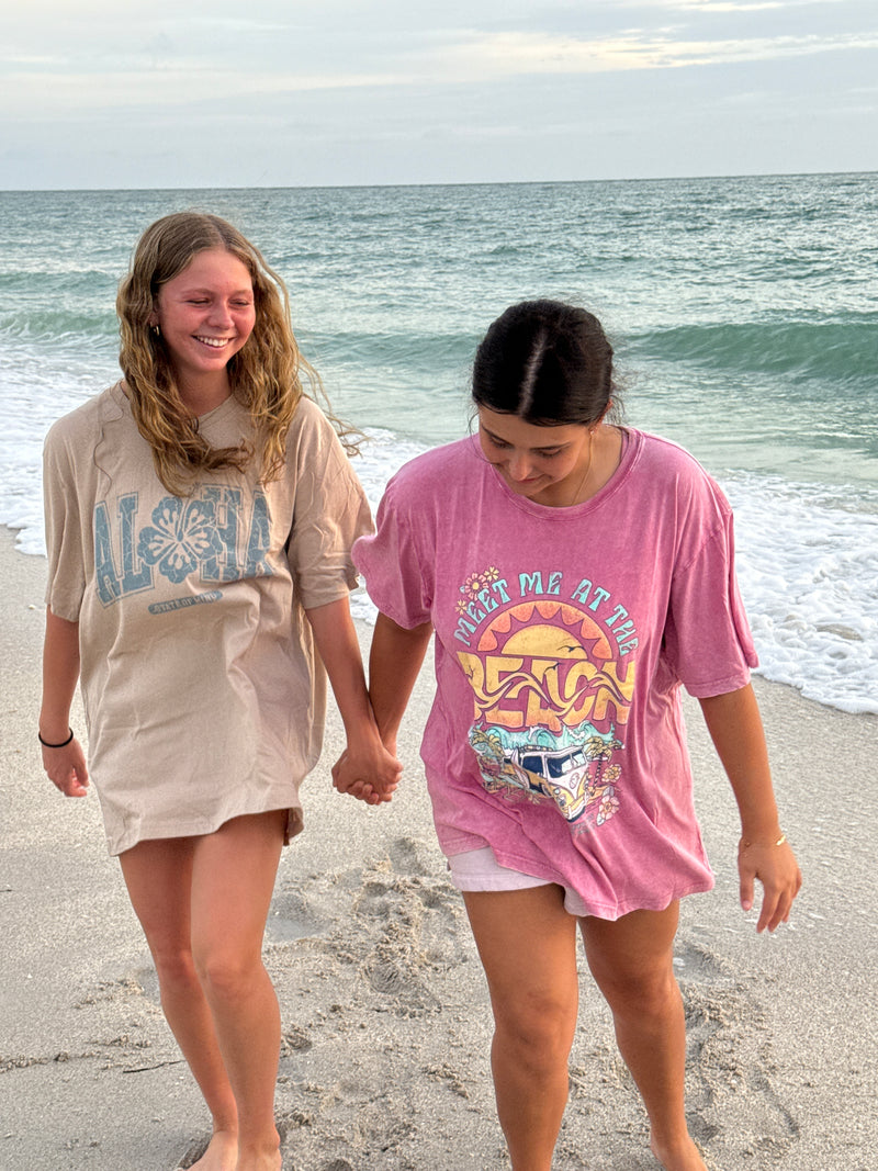 MEET ME AT THE BEACH GRAPHIC TEE