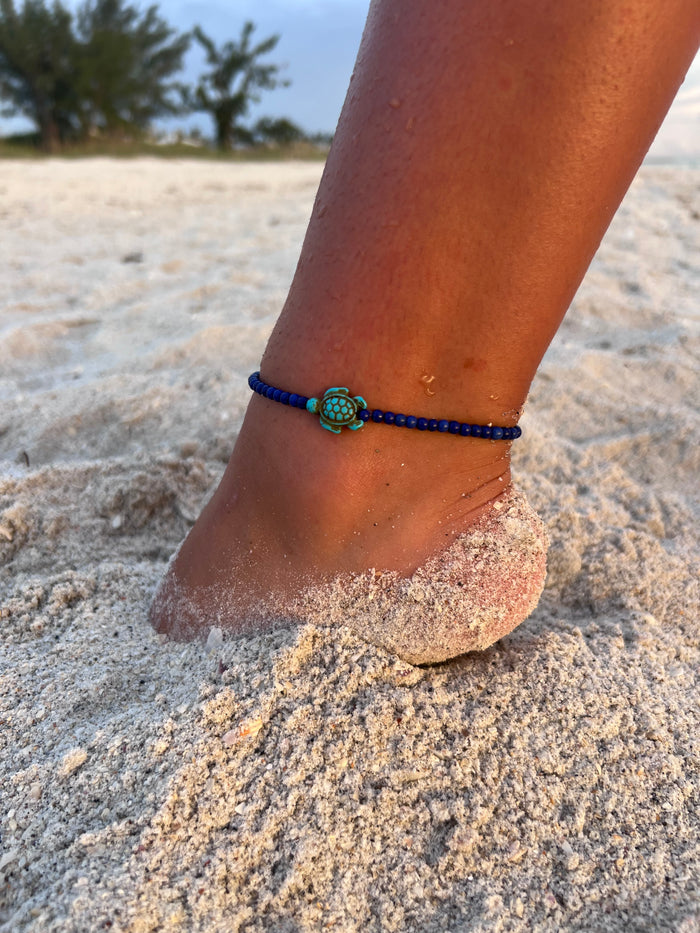 SAVE THE TURTLES STONE BEAD STRETCH ANKLET