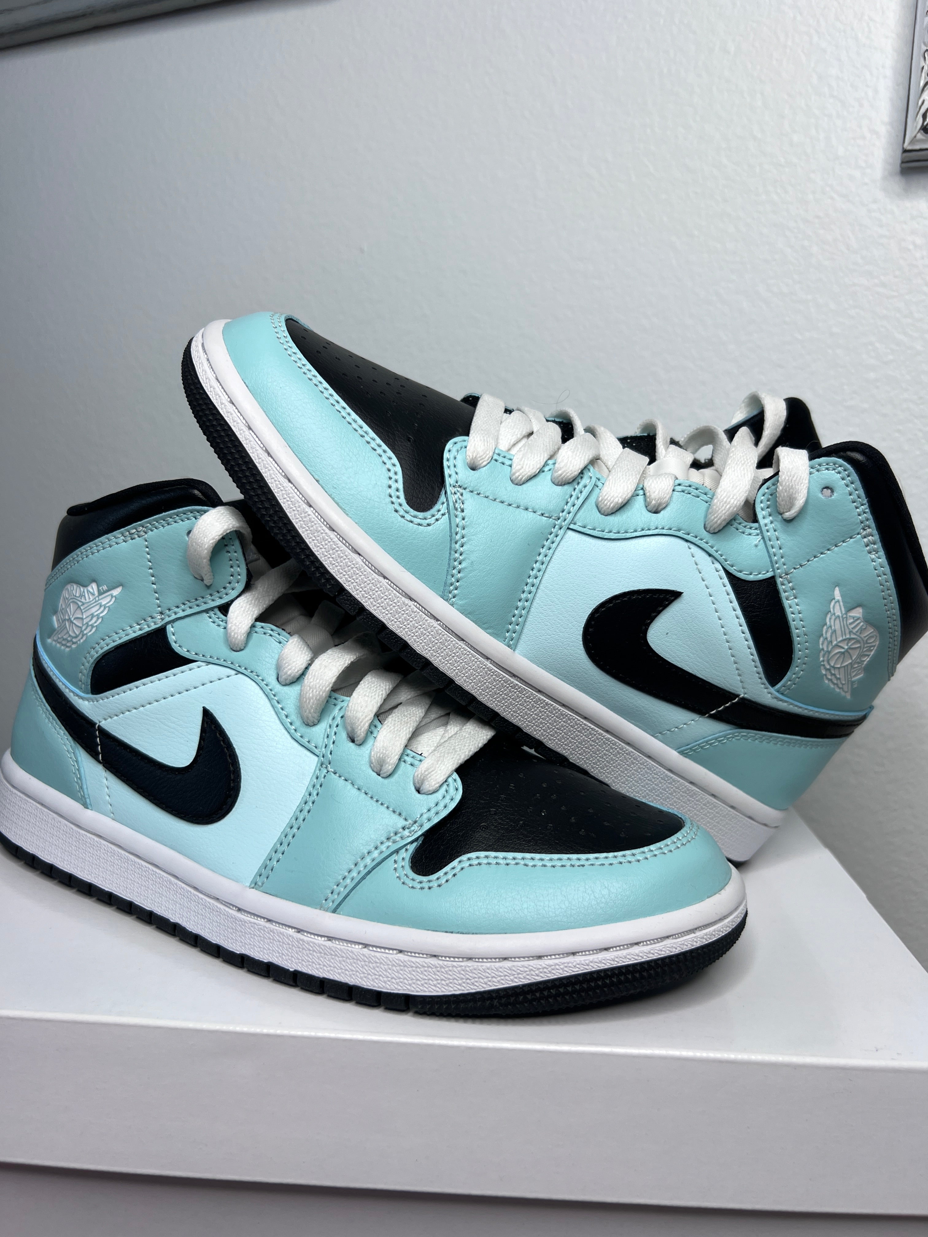 Jordan 1 tiffany blue online