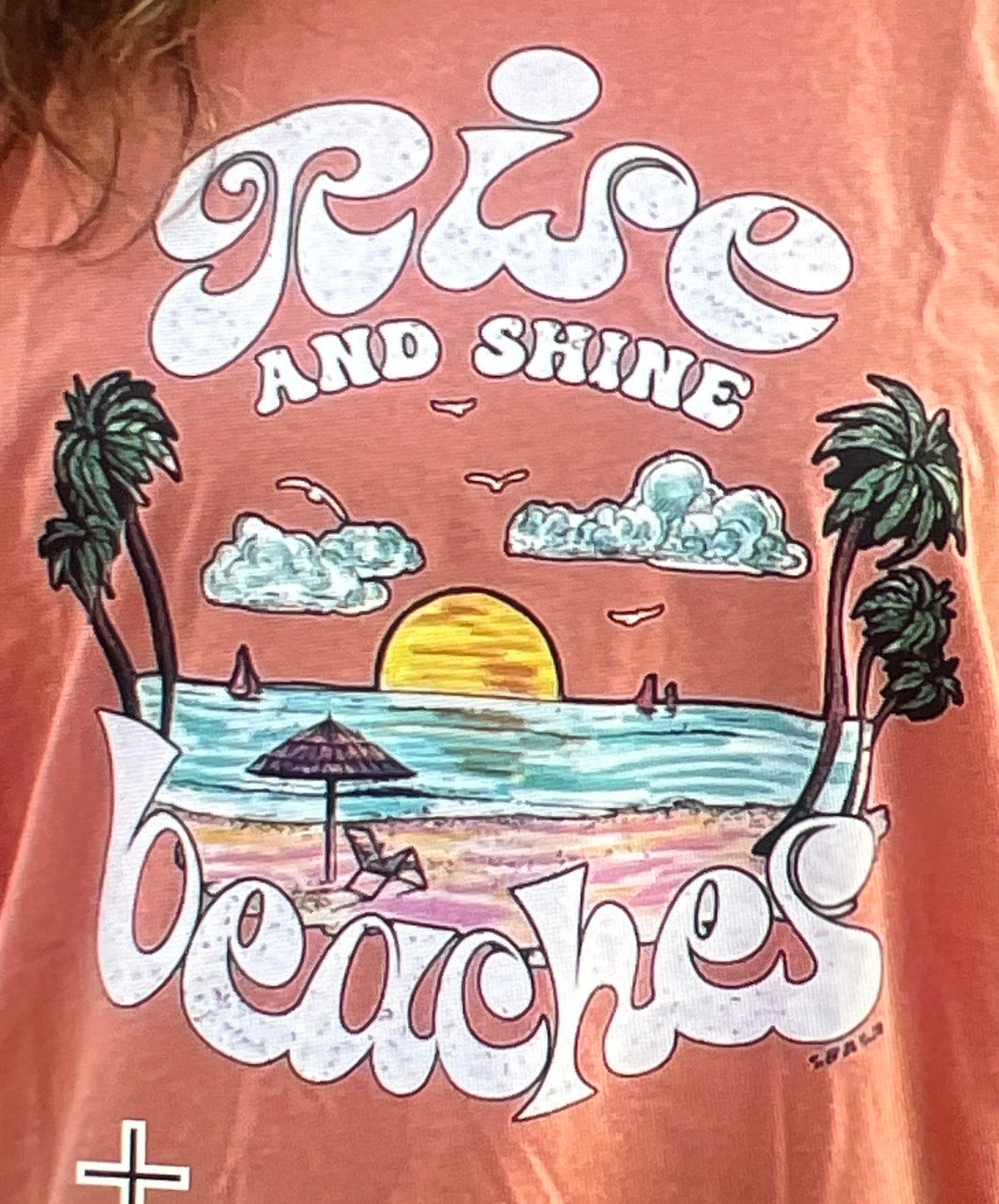RISE AND SHINE BEACHES GRAPHIC TEE